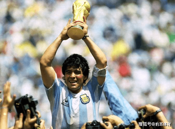 ‘熊猫体育公司’
传奇谢幕!阿根廷球星马拉多纳于家中突发心脏骤停去世(图4) ‘熊猫体育公司’
传奇谢幕!阿根廷球星马拉多纳于家中突发心脏骤停去世(图4)