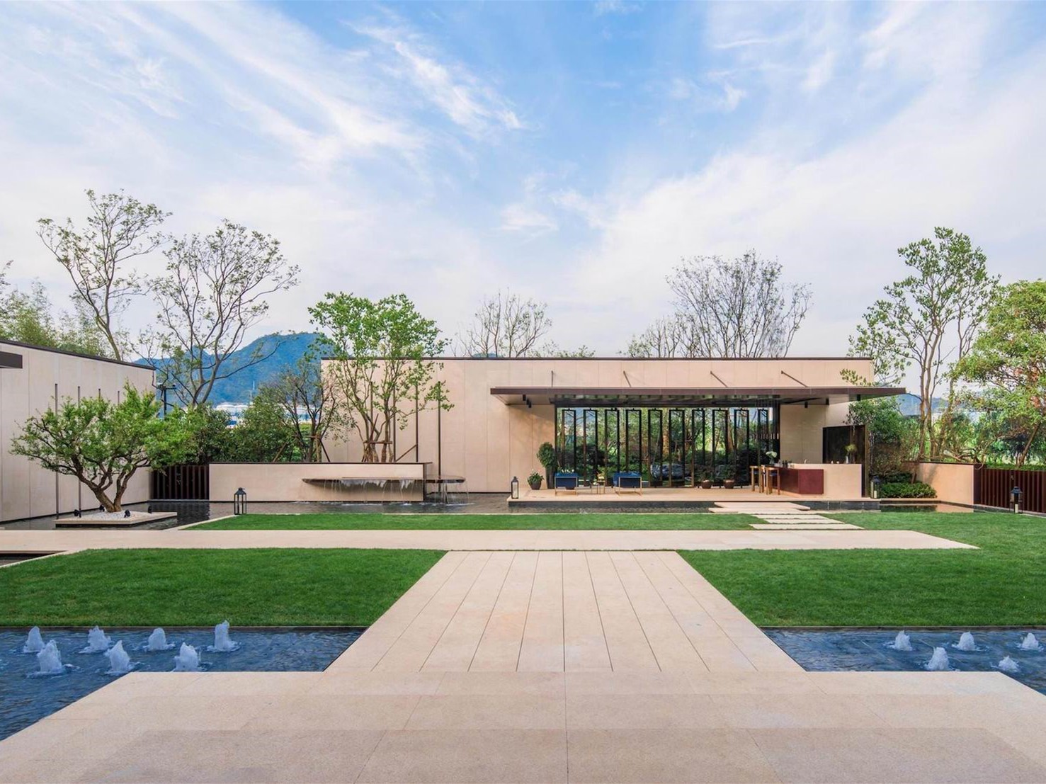 熊猫体育-
2011年 热火VS公牛G5 詹姆斯、韦德玄色三分钟逆转公牛 全场录像(图1) 熊猫体育公司