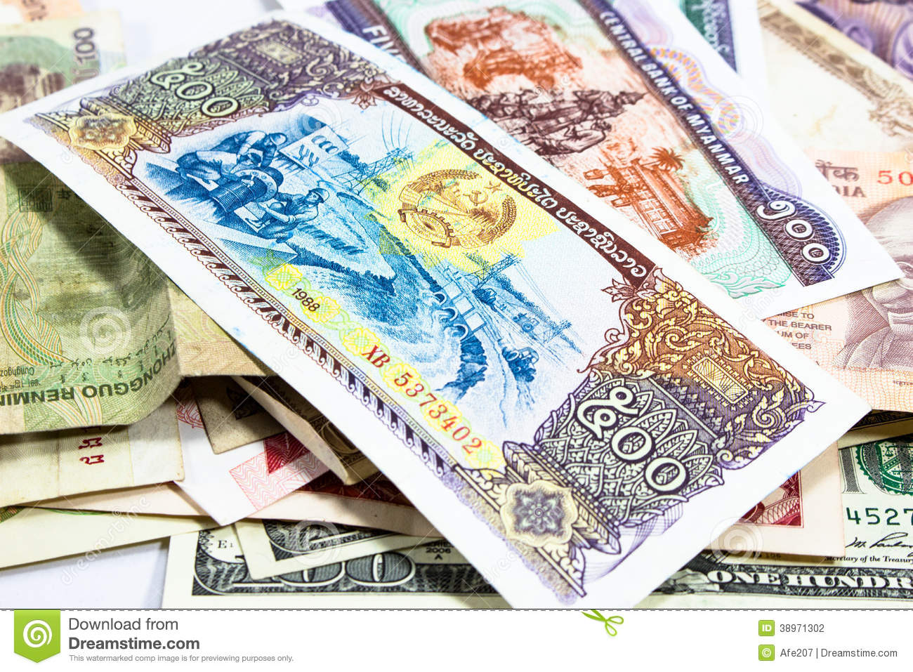 在家建NBA级别篮球场,只有Drake能做获得‘熊猫体育公司’(图2) 熊猫体育首页