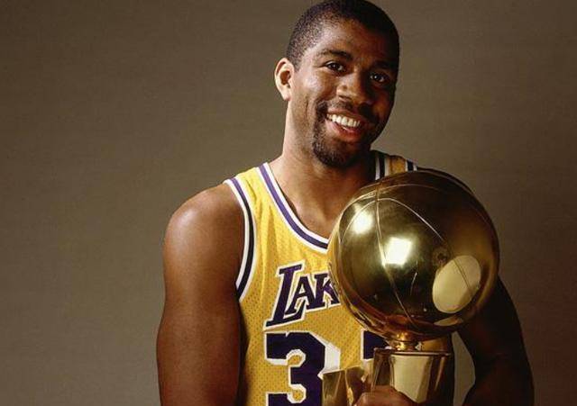 
NBA之中最“不自律”的球星 似乎永远不怕疲惫 榜首堪称机械人“熊猫体育”(图4)