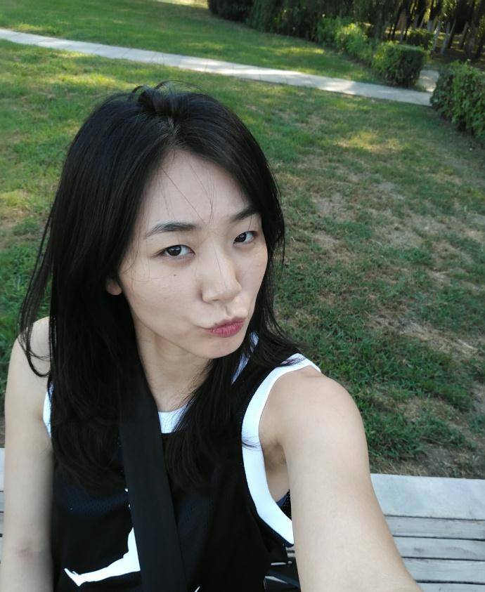 
女篮玉人赵爽现状 因伤病无缘亚运会 自拍超悦目|熊猫体育(图9)