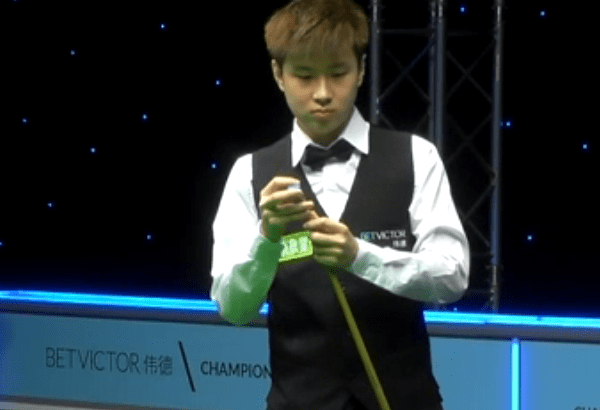 熊猫体育公司|
1：1！冠军联赛：中国名将意外现身 上演巅峰对决 逼平世界冠军(图2)