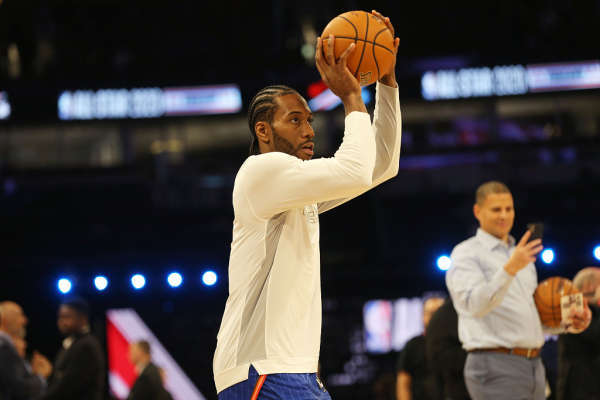 ‘熊猫体育公司’
全明星赛 詹姆斯超科比邓肯独得第一 保罗空接暴扣 MVP是伦纳德(图5) ‘熊猫体育公司’
全明星赛 詹姆斯超科比邓肯独得第一 保罗空接暴扣 MVP是伦纳德(图5)